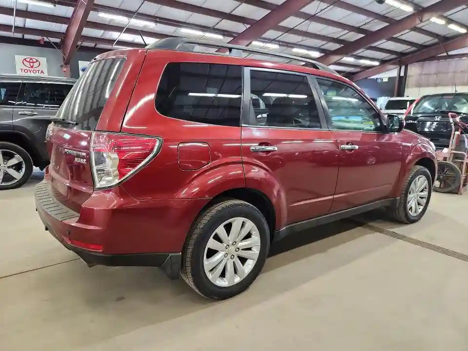 JF2SHADC1CH418909 2012 SUBARU FORESTER-2