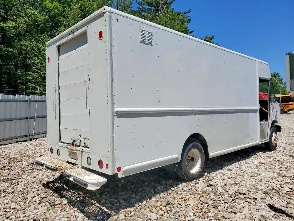 5B4LFG2E9C3449506 2012 WORKHORSE CUSTOM CHASSIS ALL MODELS-2