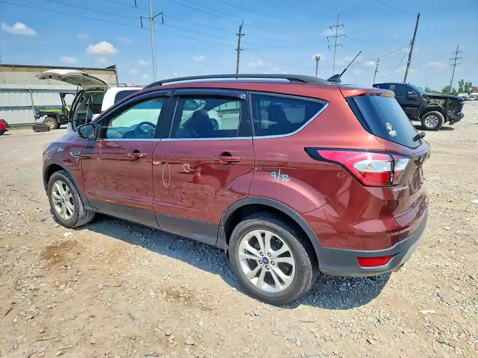 1FMCU9HD9JUC33300 2018 FORD ESCAPE-1