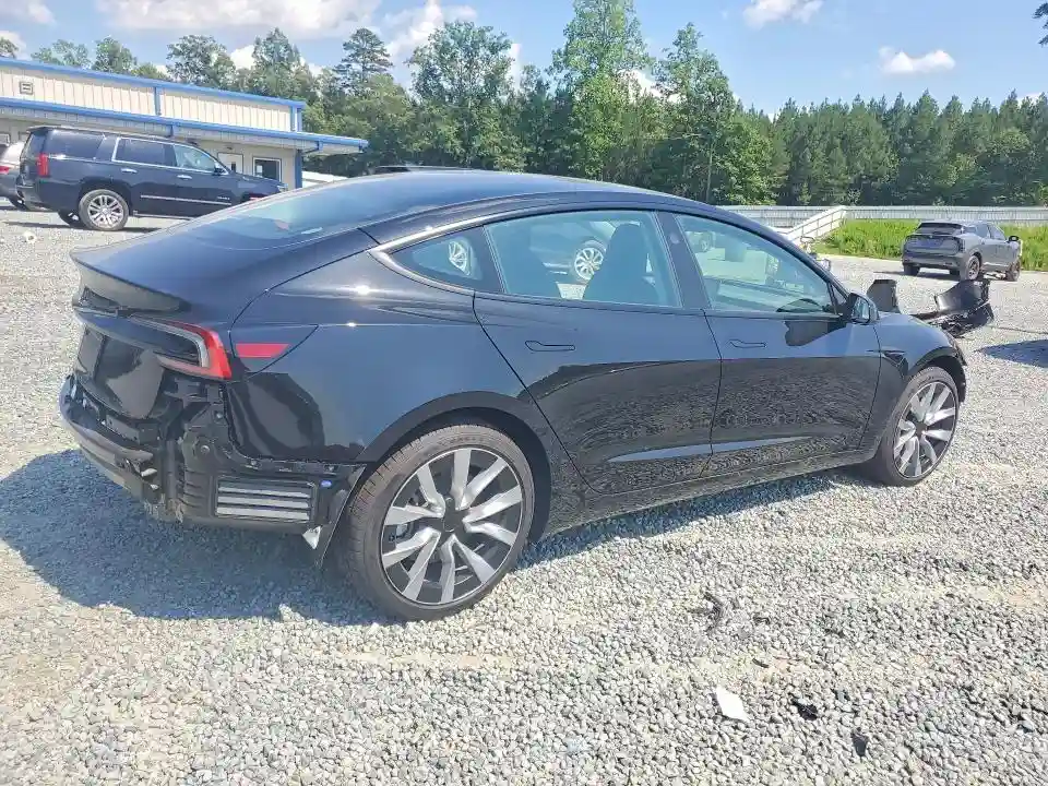 5YJ3E1EA5TF170267 2026 TESLA MODEL 3-2
