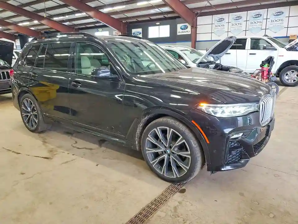5UXCW2C54KL086153 2019 BMW X7-3