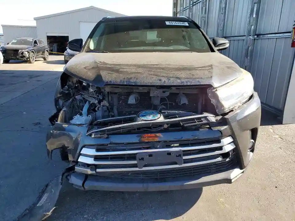 5TDDGRFH2HS023383 2017 TOYOTA HIGHLANDER-4