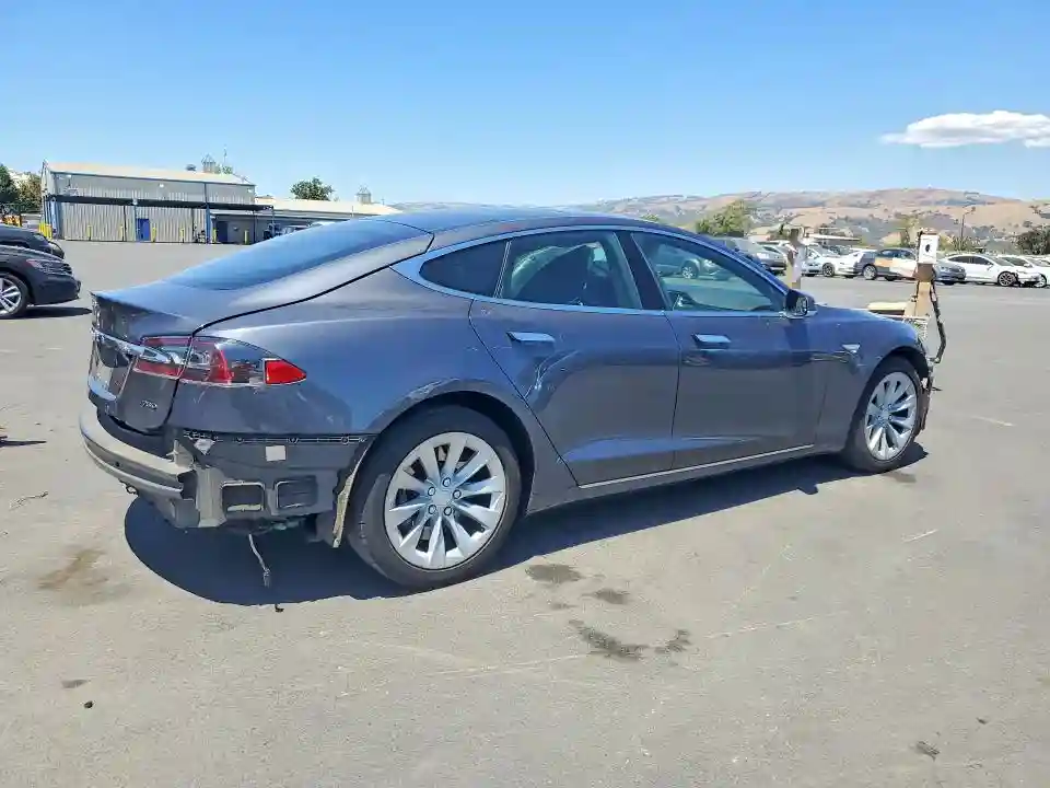 5YJSA1E2XGF153017 2016 TESLA MODEL S-2