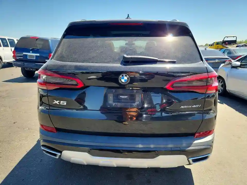 5UXCR6C5XKLK88610 2019 BMW X5-5