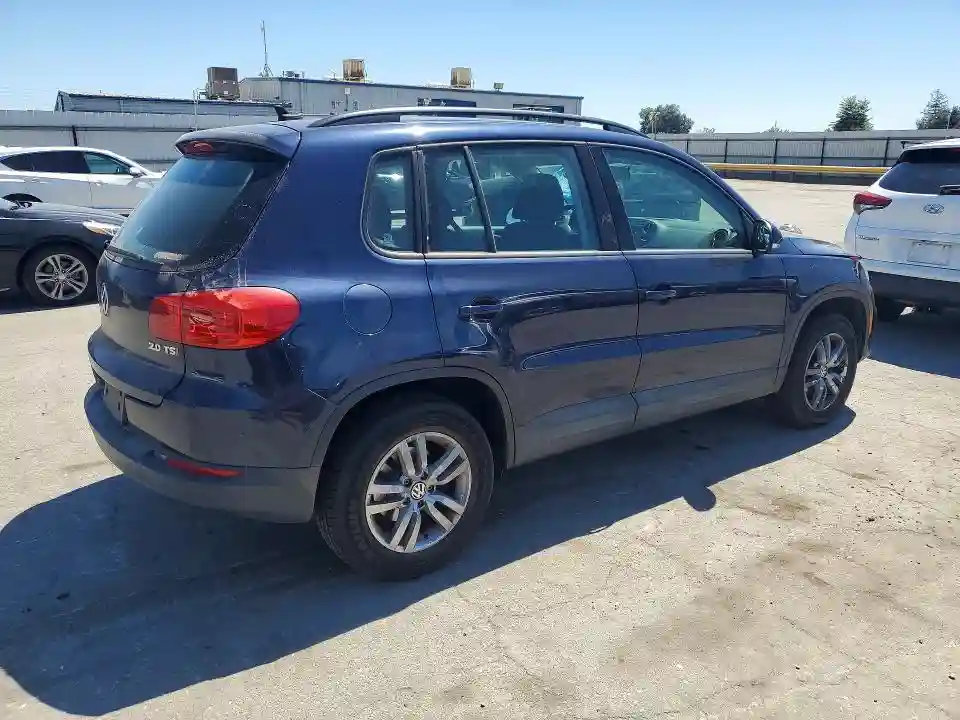 WVGAV7AX6FW524233 2015 VOLKSWAGEN TIGUAN-2