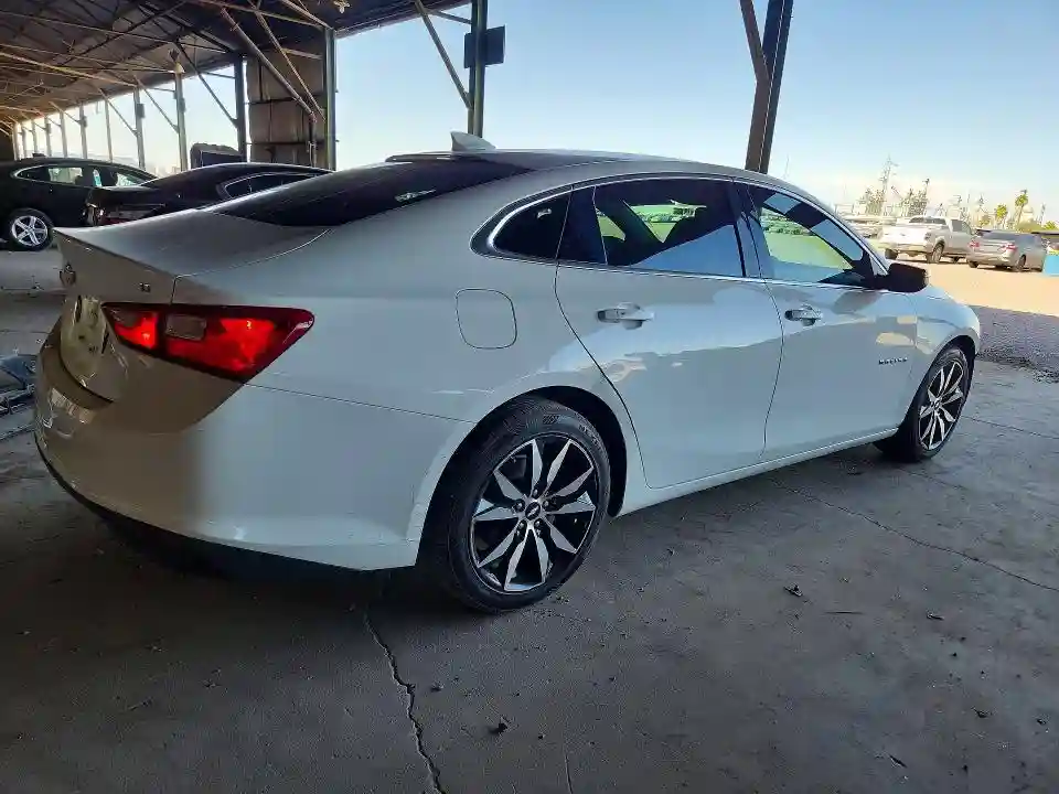 1G1ZD5ST8JF281584 2018 CHEVROLET MALIBU-2