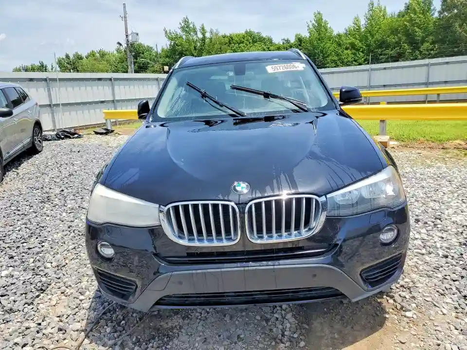 5UXWX9C34H0T25499 2017 BMW X3-4