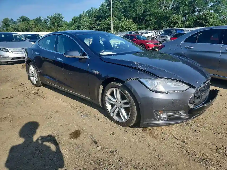 5YJSA1E13GF131125 2016 TESLA MODEL S-3