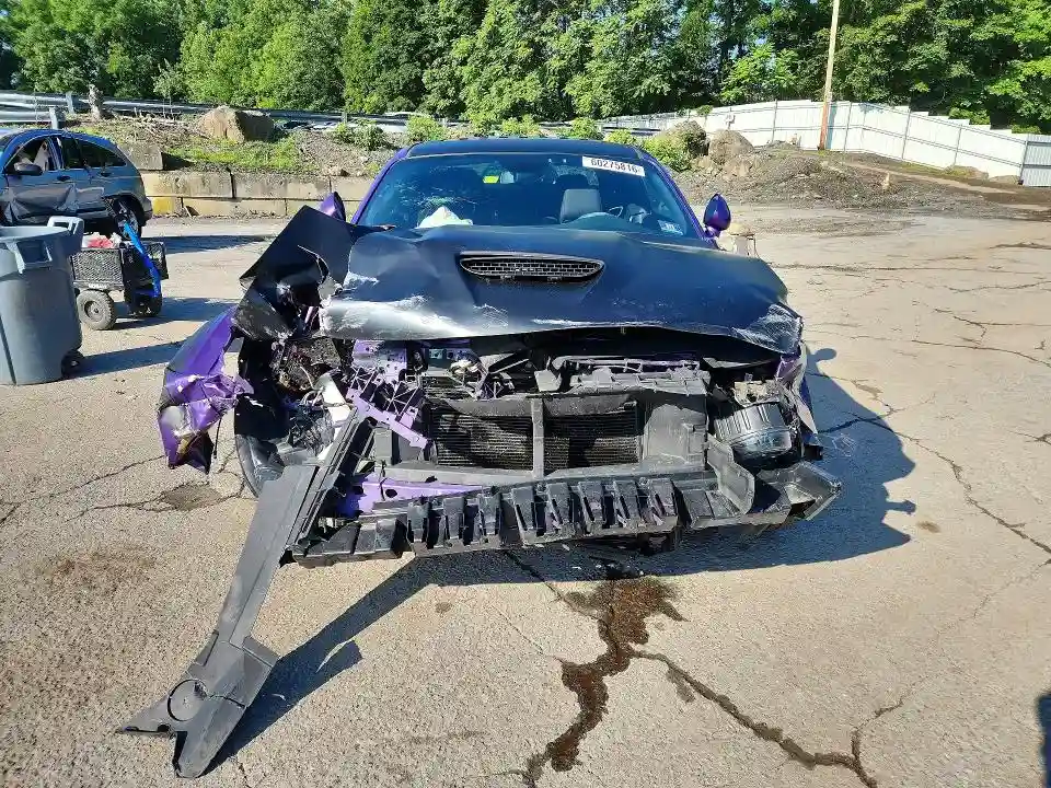 2C3CDZBT7JH287982 2018 DODGE CHALLENGER-4