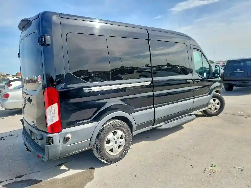 1FBAX2CG7JKA44186 2018 FORD TRANSIT-2