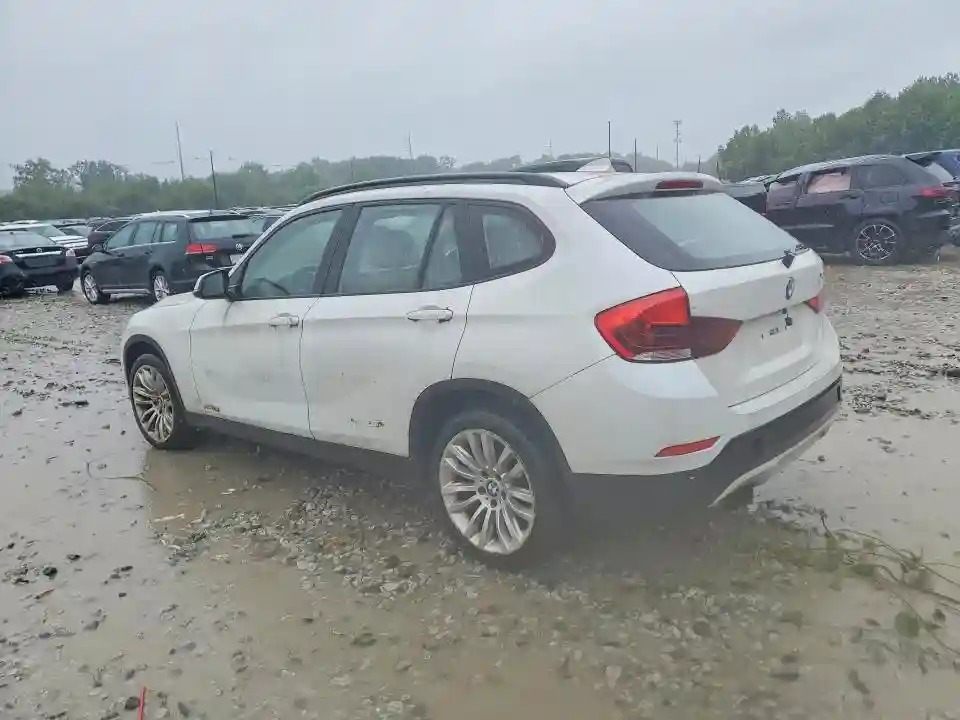WBAVL1C5XDVR82006 2013 BMW X1-1