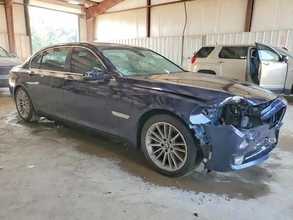 WBAYF8C56DDE59328 2013 BMW 7 SERIES-3