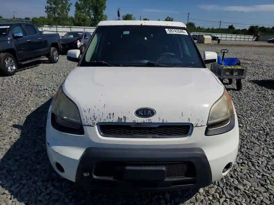 KNDJT2A24B7315126 2011 KIA SOUL-4