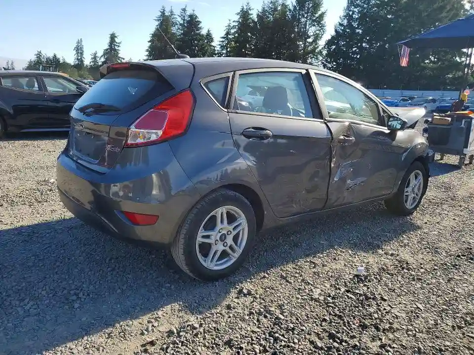 3FADP4EJ5JM143147 2018 FORD FIESTA-2