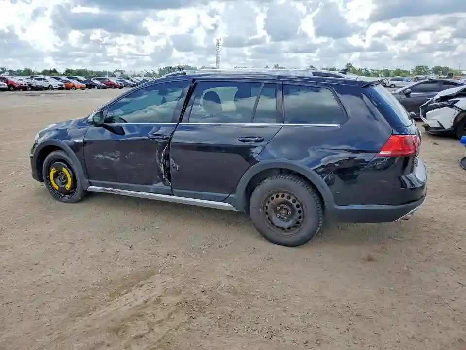3VWH17AU4HM506656 2017 VOLKSWAGEN GOLF-1