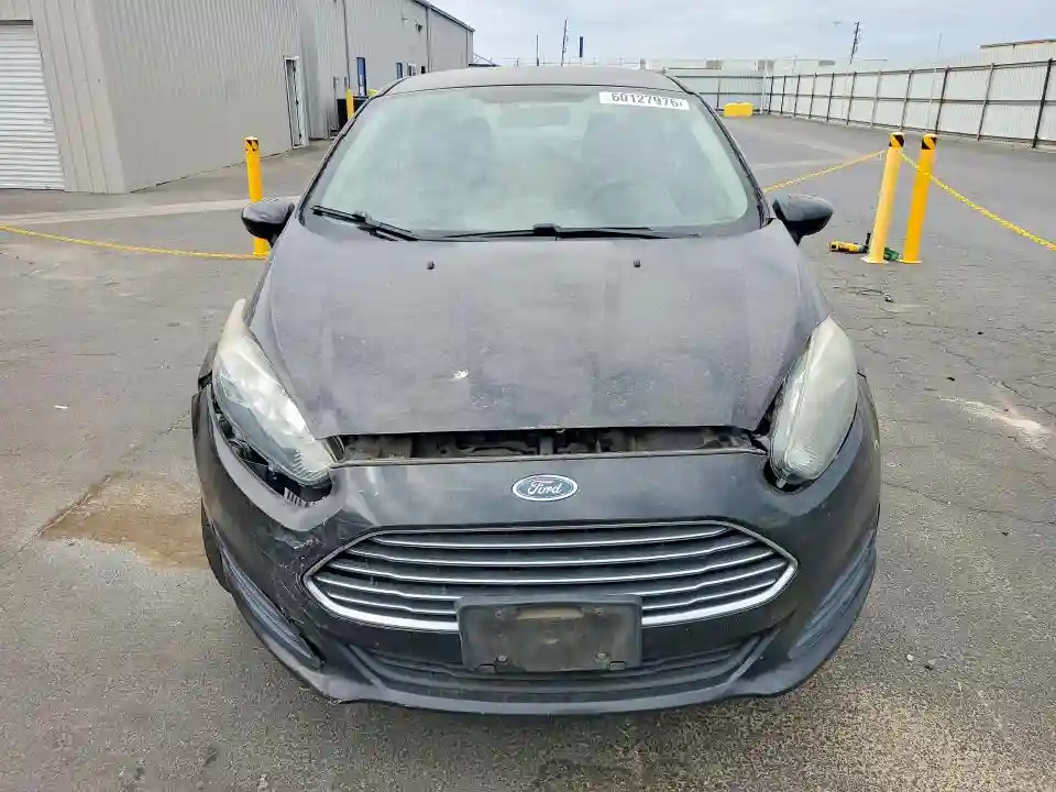 3FADP4AJ8FM195921 2015 FORD FIESTA-4