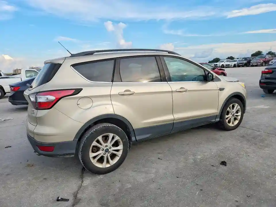 1FMCU9GD8JUA66378 2018 FORD ESCAPE-2