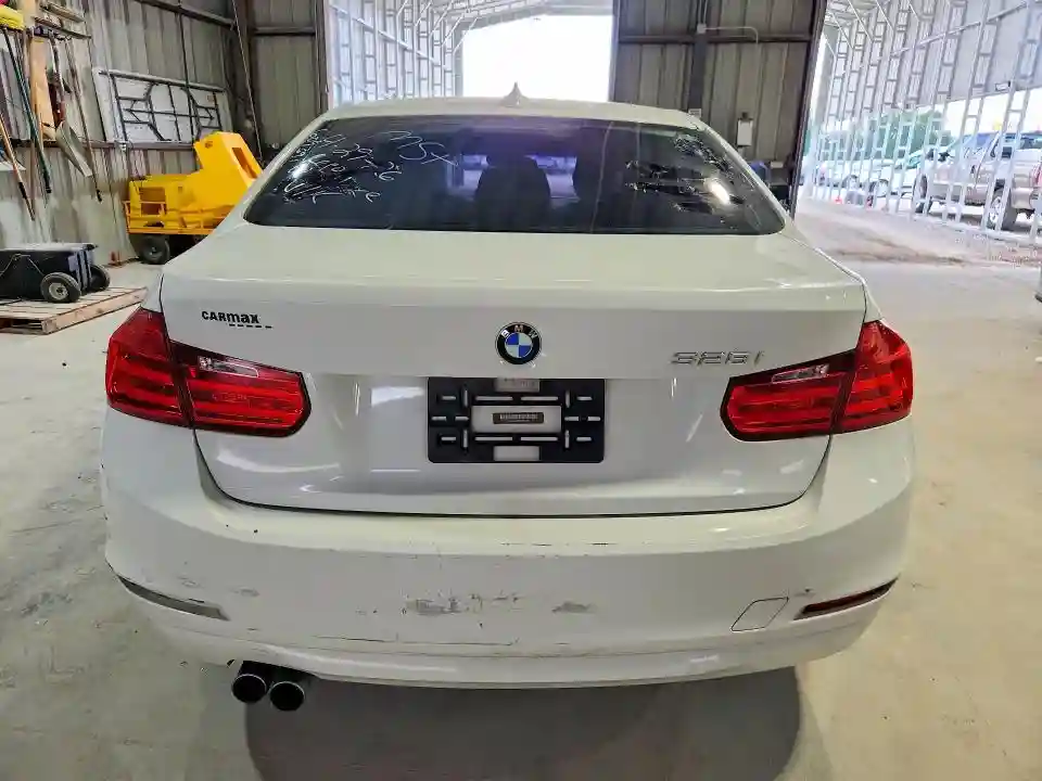 WBA3A5C53FF609391 2015 BMW 3 SERIES-5
