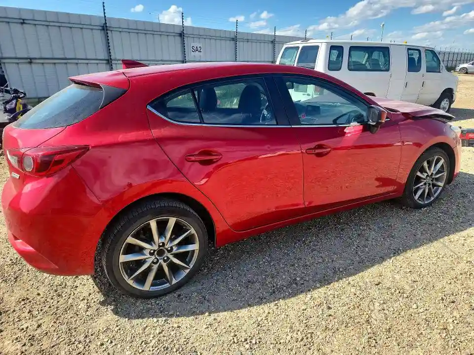 3MZBN1M37JM167942 2018 MAZDA 3-2