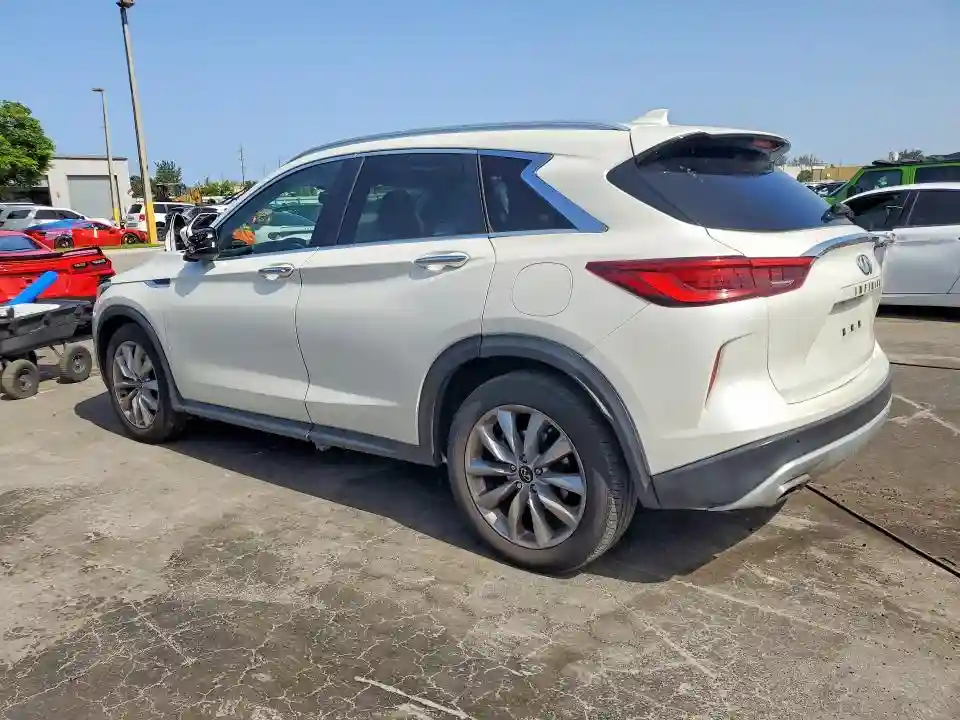 3PCAJ5M10LF102521 2020 INFINITI QX50-1