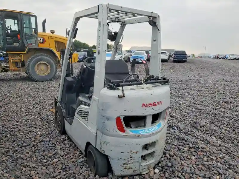 CP1F29W4403 2014 NISSAN UNKNOWN-2