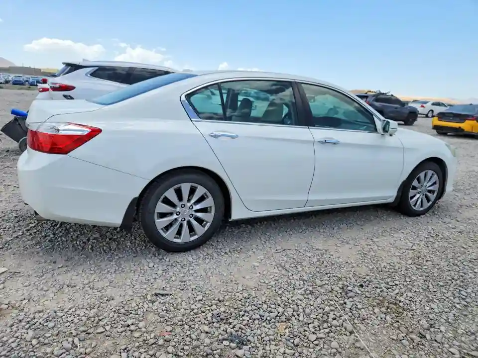 1HGCR2F81DA110908 2013 HONDA ACCORD-2