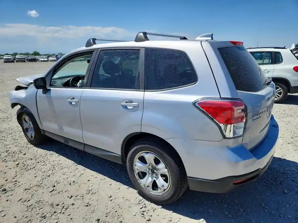 JF2SJAAC9JH519850 2018 SUBARU FORESTER-1