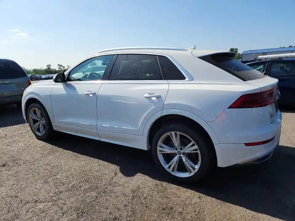 WA1AVAF16KD021808 2019 AUDI Q8-1