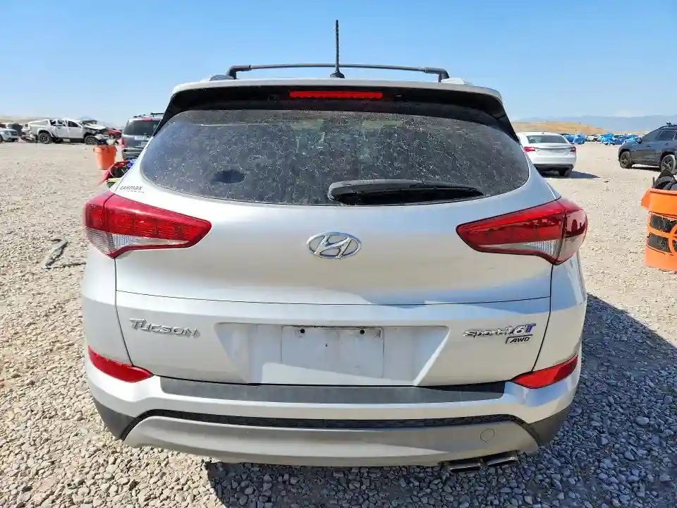 KM8J3CA23HU397331 2017 HYUNDAI TUCSON-5