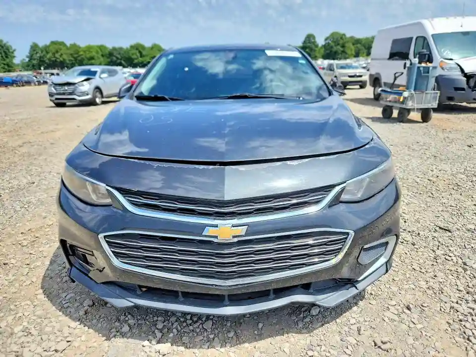 1G1ZB5ST2JF228045 2018 CHEVROLET MALIBU-4