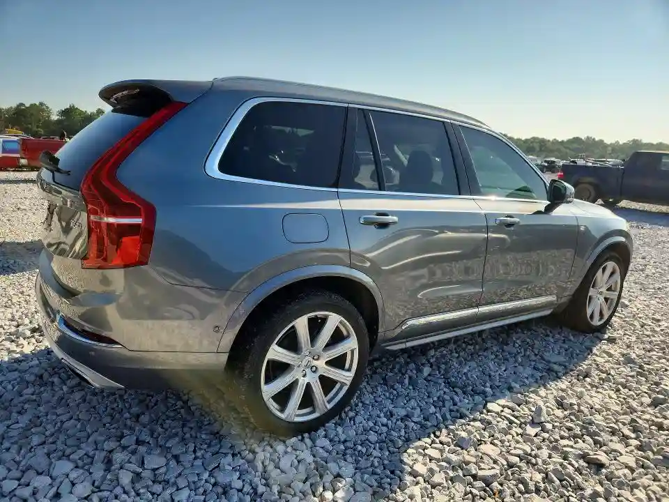 YV4A22PL8G1000646 2016 VOLVO XC90-2