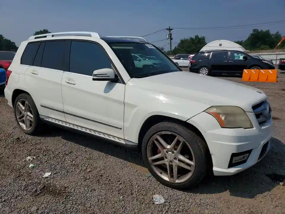 WDCGG5GB2BF547554 2011 MERCEDES-BENZ GLK-CLASS-3