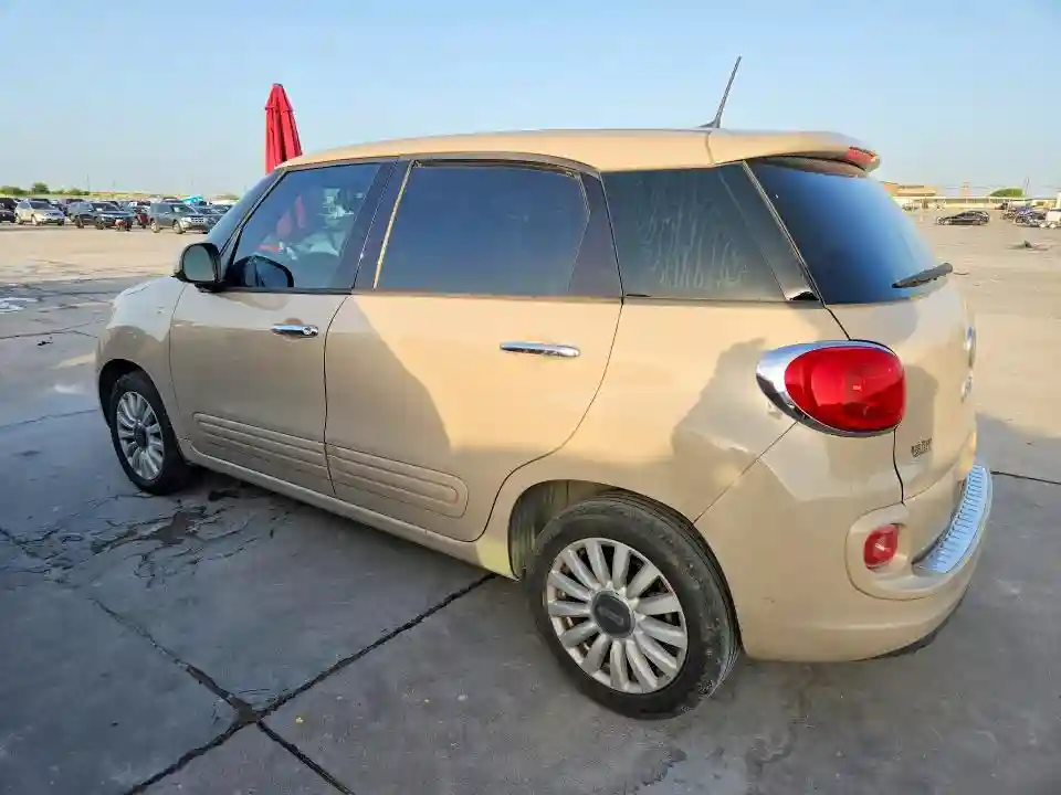 ZFBCFAAH7HZ038583 2017 FIAT 500-1