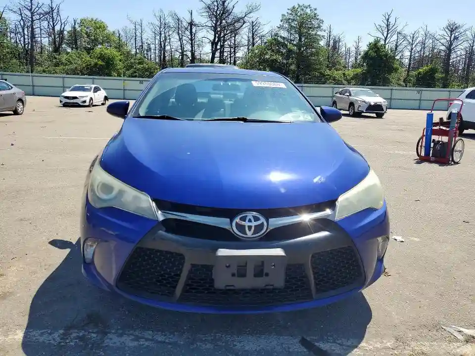 4T1BF1FKXFU946478 2015 TOYOTA CAMRY-4