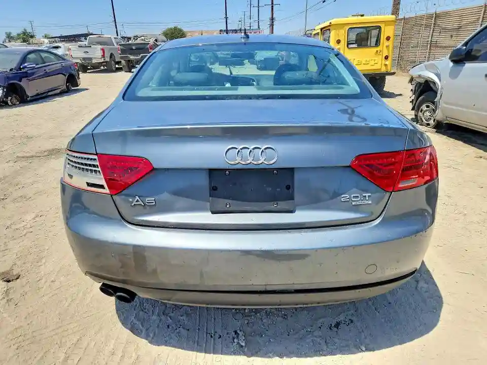 WAULFAFR1DA001419 2013 AUDI A5-5
