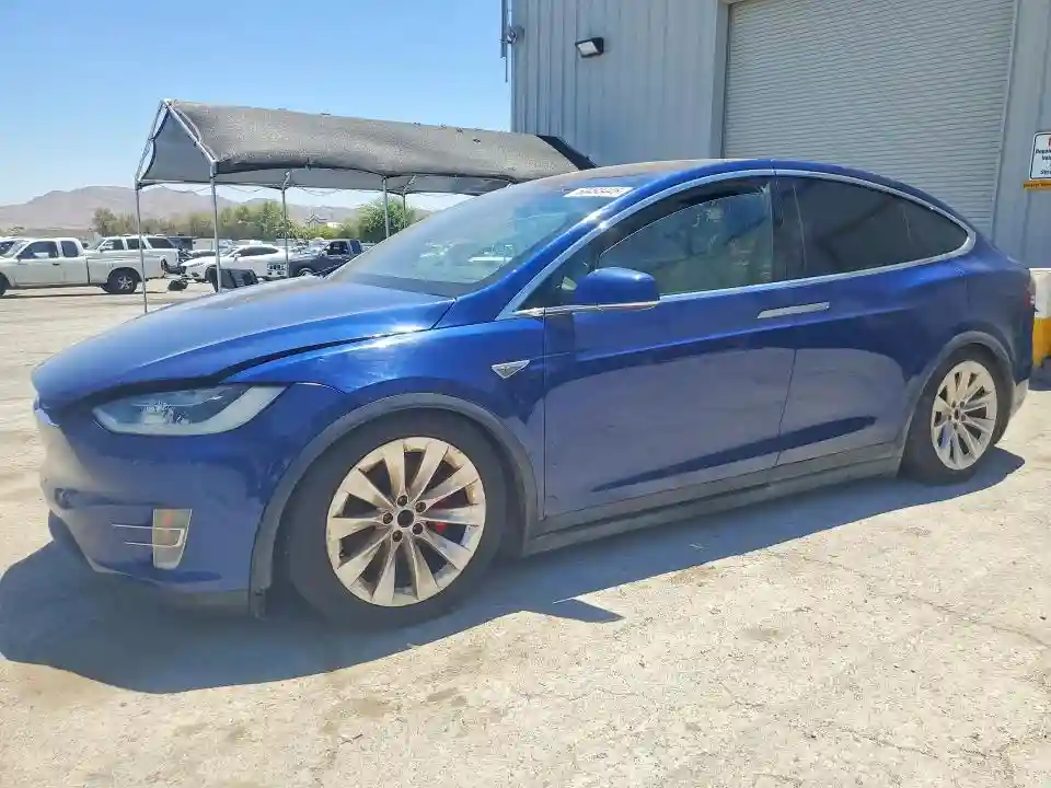 5YJXCBE4XGF006994 2016 TESLA MODEL X-0