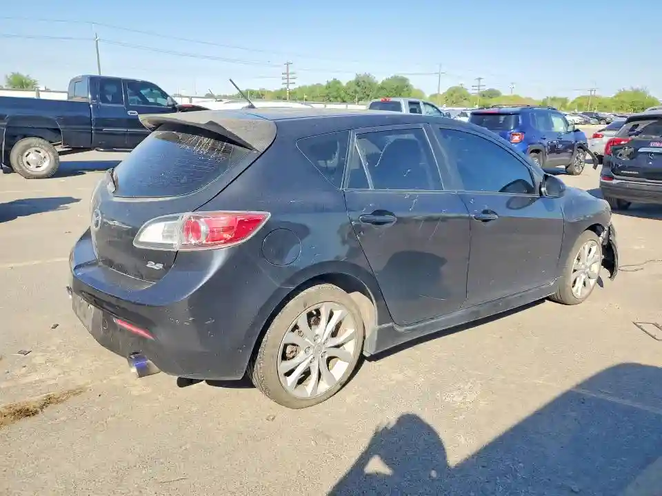 JM1BL1K65B1459965 2011 MAZDA MAZDA3-2