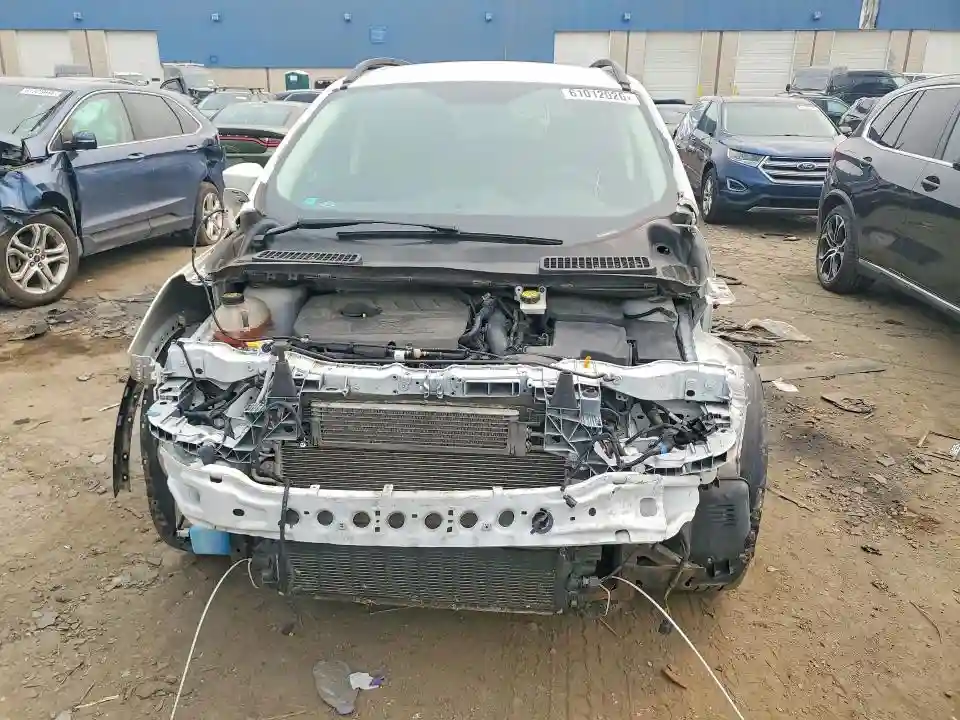 1FMCU9GD2JUB23061 2018 FORD ESCAPE-4