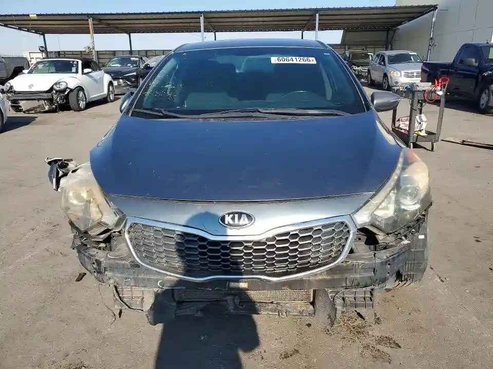 KNAFX4A88F5347604 2015 KIA FORTE-4