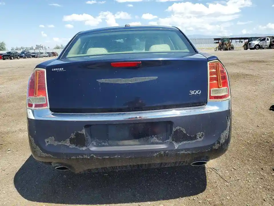 2C3CCAAG7CH181642 2012 CHRYSLER 300-5