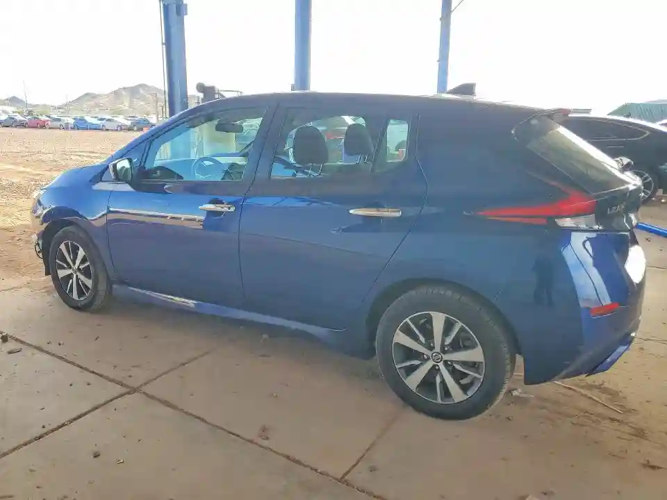 1N4BZ1BV1NC555578 2022 NISSAN LEAF-1