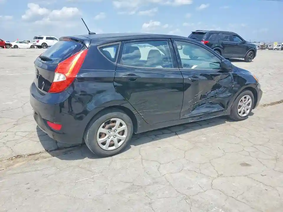 KMHCT5AE3CU036768 2012 HYUNDAI ACCENT-2