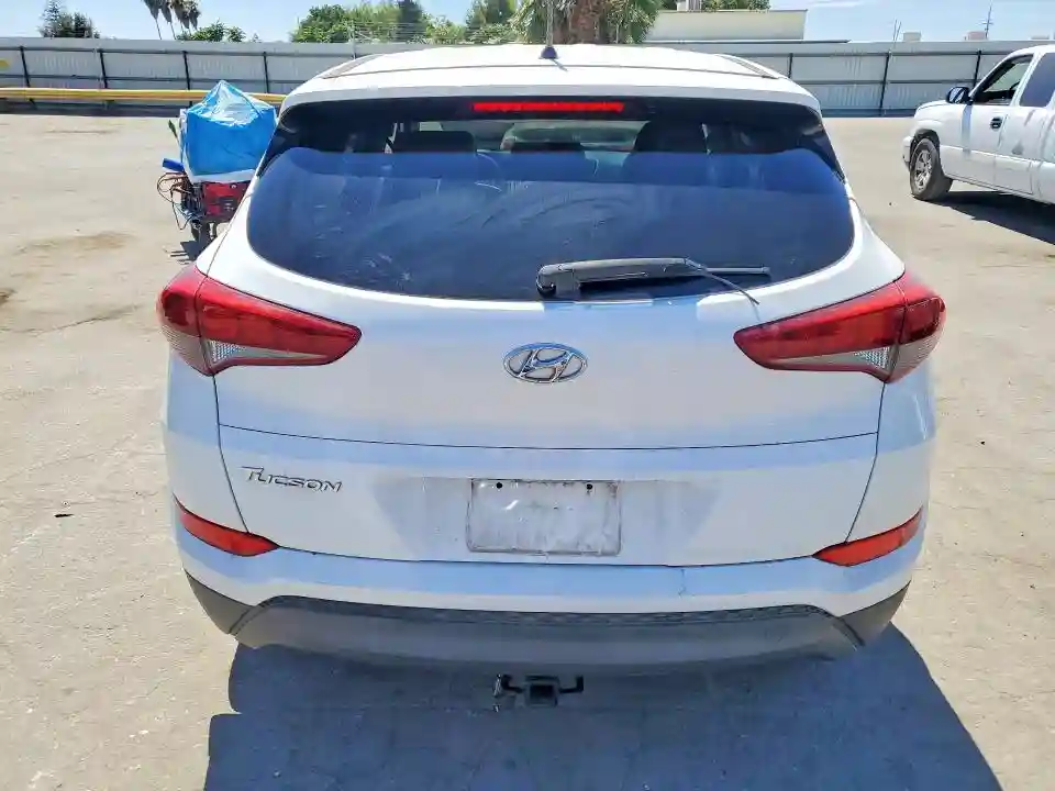 KM8J23A47JU627351 2018 HYUNDAI TUCSON-5