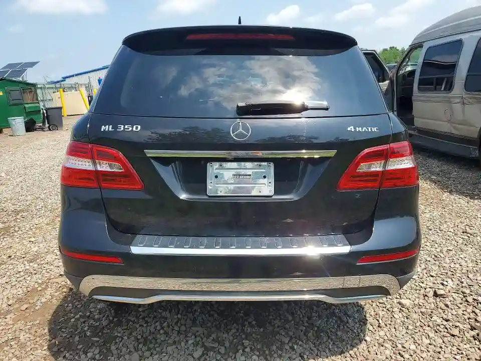 4JGDA5HBXCA002916 2012 MERCEDES-BENZ M-CLASS-5