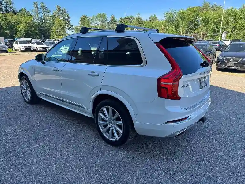 YV4A22PL6K1487077 2019 VOLVO XC90-2