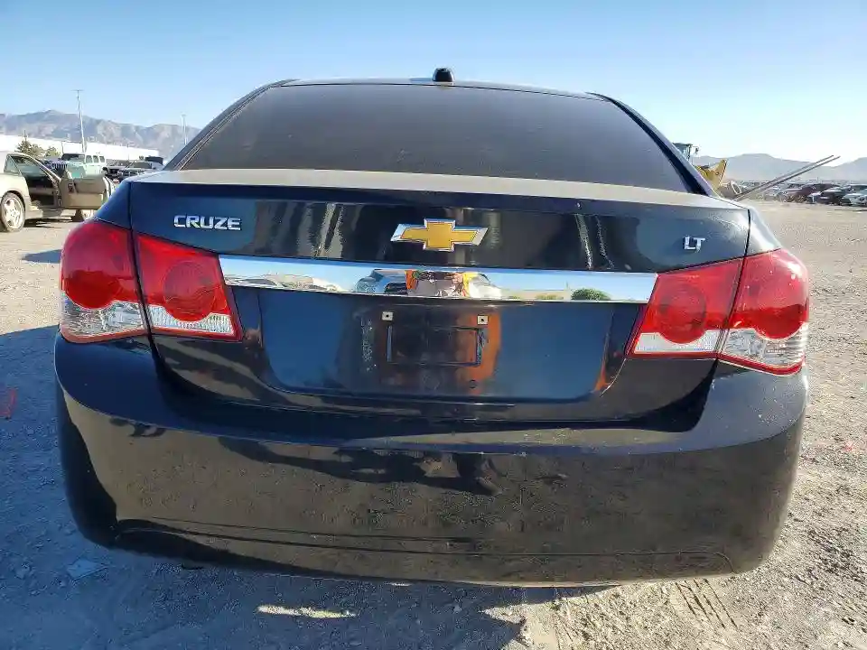 1G1PE5SB6F7167306 2015 CHEVROLET CRUZE-5