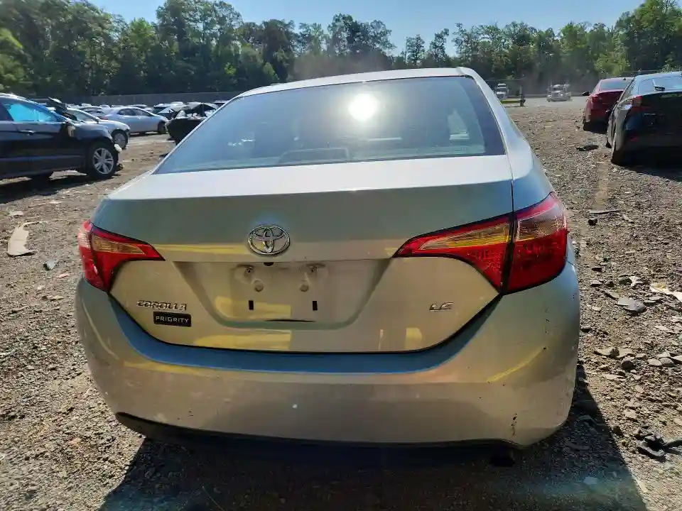 2T1BURHE2JC985099 2018 TOYOTA COROLLA-5