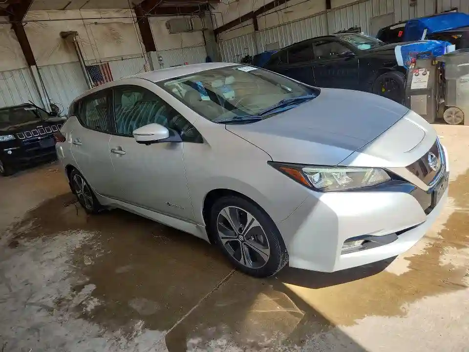 1N4AZ1CP4JC309436 2018 NISSAN LEAF-3