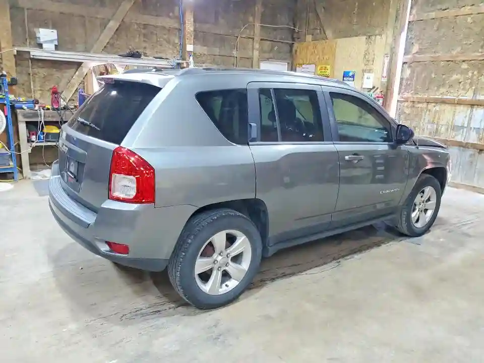 1C4NJCBAXCD601195 2012 JEEP COMPASS-2