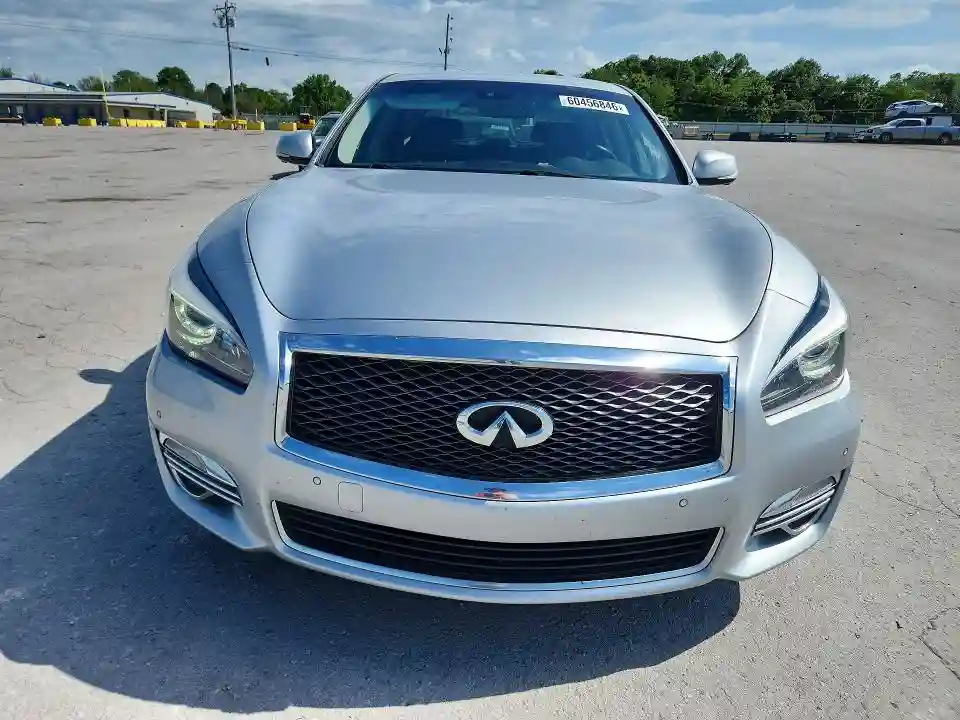 JN1BY1AP2FM540148 2015 INFINITI Q70-4